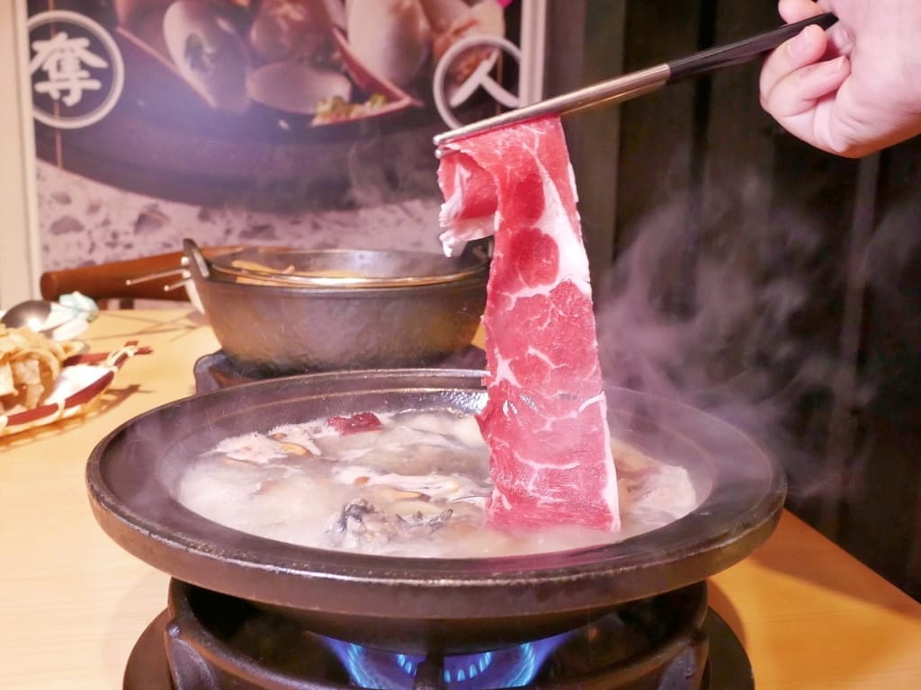 | 超人氣排隊名店 | 狂一鍋北樹林區插旗,多種主題湯底任選,台味火鍋香氣濃郁.自助吧免費吃!! - 第66張圖 | 超人氣排隊名店 | 狂一鍋北樹林區插旗,多種主題湯底任選,台味火鍋香氣濃郁.自助吧免費吃!!