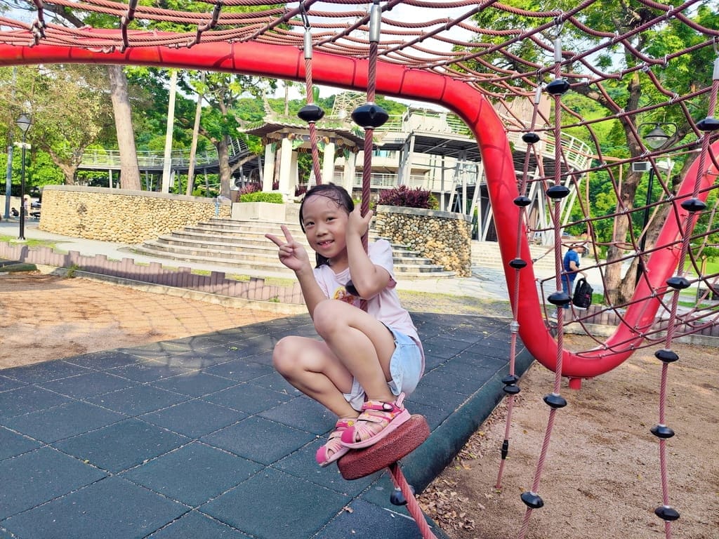 | 親子一日遊 | 沙發馬鈴薯樂園 清水中華店,佔地上百坪.出貨率高.新手也可以夾到嗨~ - 第8張圖 | 親子一日遊 | 沙發馬鈴薯樂園 清水中華店,佔地上百坪.出貨率高.新手也可以夾到嗨~