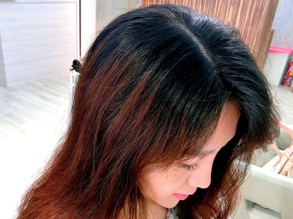 | 板橋染髮推薦|旭Asahi hair space 板橋店.不挑膚色的蜜糖棕髮色.不想化妝也有好氣色.女神結構護髮! - 第14張圖 | 板橋染髮推薦|旭Asahi hair space 板橋店.不挑膚色的蜜糖棕髮色.不想化妝也有好氣色.女神結構護髮!