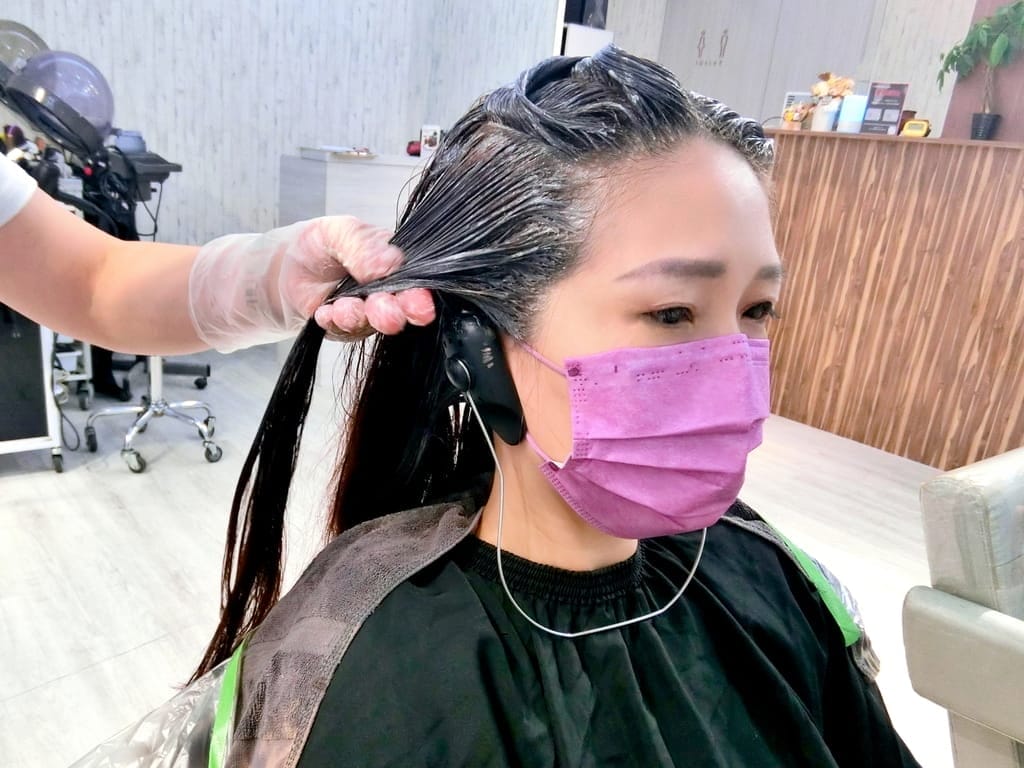 | 板橋染髮推薦|旭Asahi hair space 板橋店.不挑膚色的蜜糖棕髮色.不想化妝也有好氣色.女神結構護髮! - 第26張圖 | 板橋染髮推薦|旭Asahi hair space 板橋店.不挑膚色的蜜糖棕髮色.不想化妝也有好氣色.女神結構護髮!