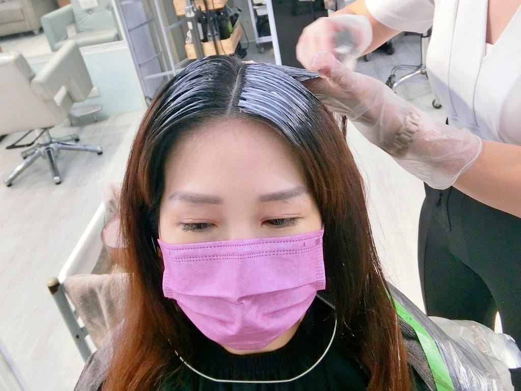 | 板橋染髮推薦|旭Asahi hair space 板橋店.不挑膚色的蜜糖棕髮色.不想化妝也有好氣色.女神結構護髮! - 第21張圖 | 板橋染髮推薦|旭Asahi hair space 板橋店.不挑膚色的蜜糖棕髮色.不想化妝也有好氣色.女神結構護髮!