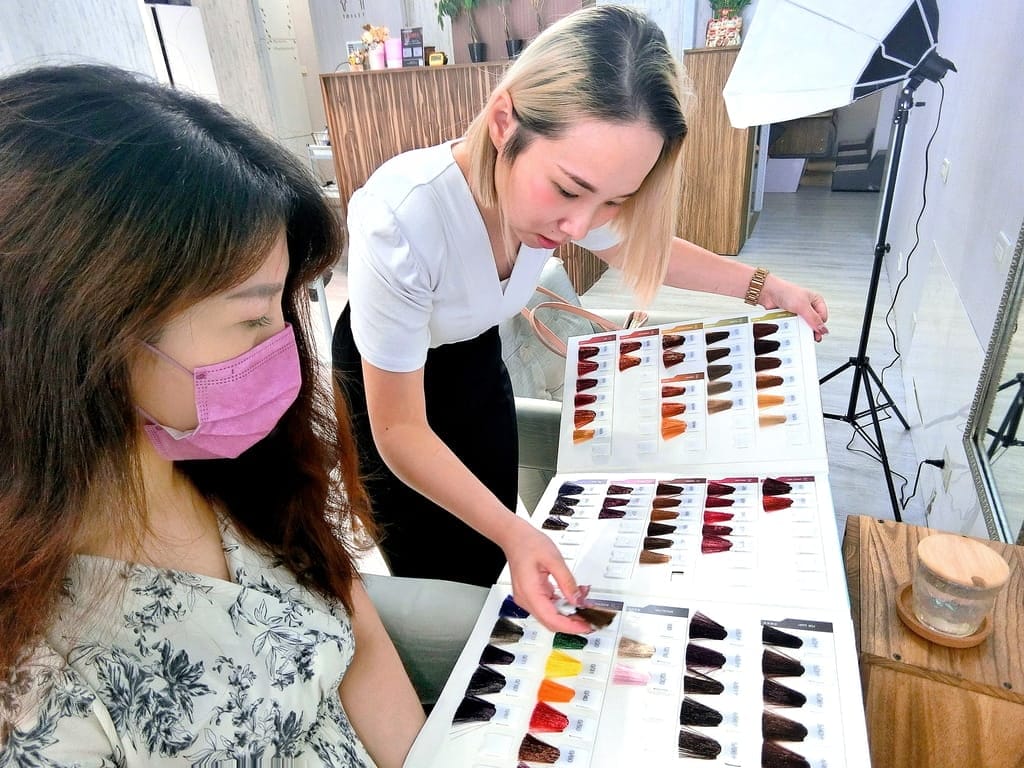 | 板橋染髮推薦|旭Asahi hair space 板橋店.不挑膚色的蜜糖棕髮色.不想化妝也有好氣色.女神結構護髮! - 第11張圖 | 板橋染髮推薦|旭Asahi hair space 板橋店.不挑膚色的蜜糖棕髮色.不想化妝也有好氣色.女神結構護髮!
