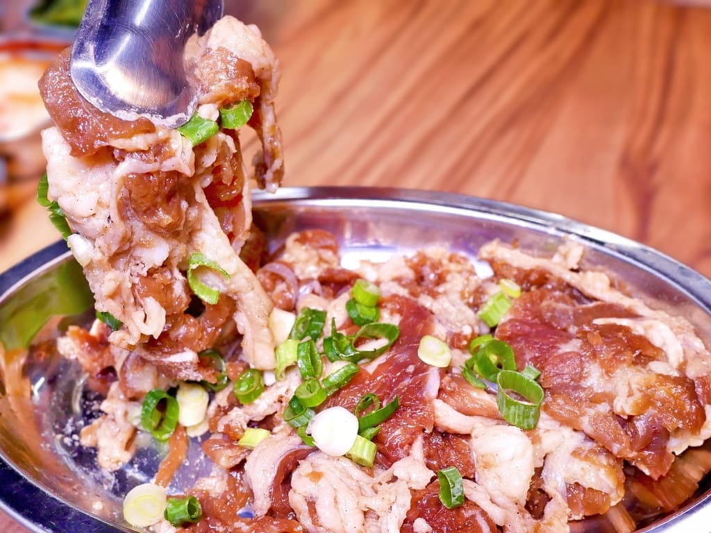 |板橋韓式料理|海雲韓式料理 板橋店.韓式小菜吃到飽.山東燒雞必吃.捷運周邊美食!! - 第17張圖 |板橋韓式料理|海雲韓式料理 板橋店.韓式小菜吃到飽.山東燒雞必吃.捷運周邊美食!!