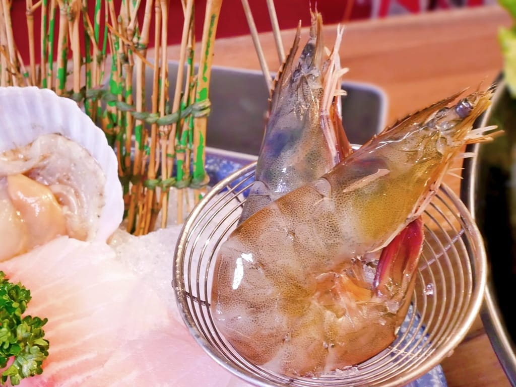 | 新莊火鍋 | 囍富火鍋.當月壽星送海陸肉肉蛋糕.費時熬煮湯頭,肉肉控大滿足! - 第35張圖 | 新莊火鍋 | 囍富火鍋.當月壽星送海陸肉肉蛋糕.費時熬煮湯頭,肉肉控大滿足!