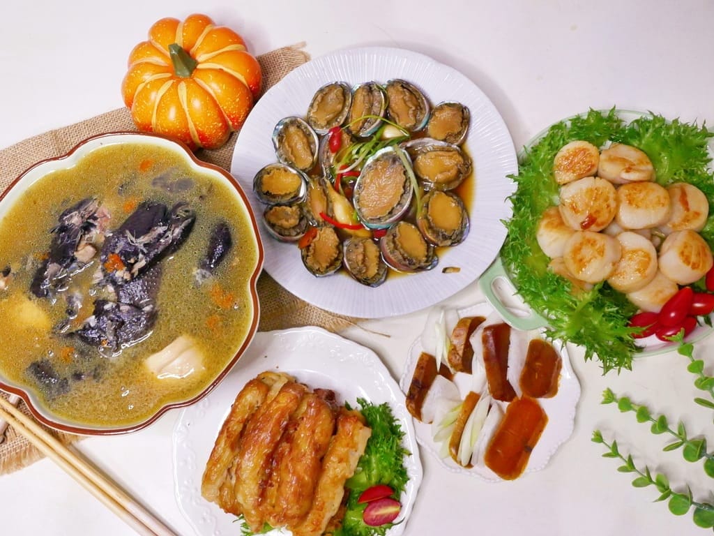 |2024年菜|日芳珍饌 五福臨門鍋.2024年夜飯,鮑魚米雞/生食級頂級干貝/醬煮鮑魚.美味又方便! - 第55張圖 |2024年菜|日芳珍饌 五福臨門鍋.2024年夜飯,鮑魚米雞/生食級頂級干貝/醬煮鮑魚.美味又方便!
