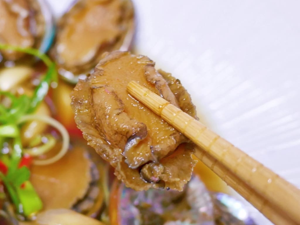 |2024年菜|日芳珍饌 五福臨門鍋.2024年夜飯,鮑魚米雞/生食級頂級干貝/醬煮鮑魚.美味又方便! - 第42張圖 |2024年菜|日芳珍饌 五福臨門鍋.2024年夜飯,鮑魚米雞/生食級頂級干貝/醬煮鮑魚.美味又方便!
