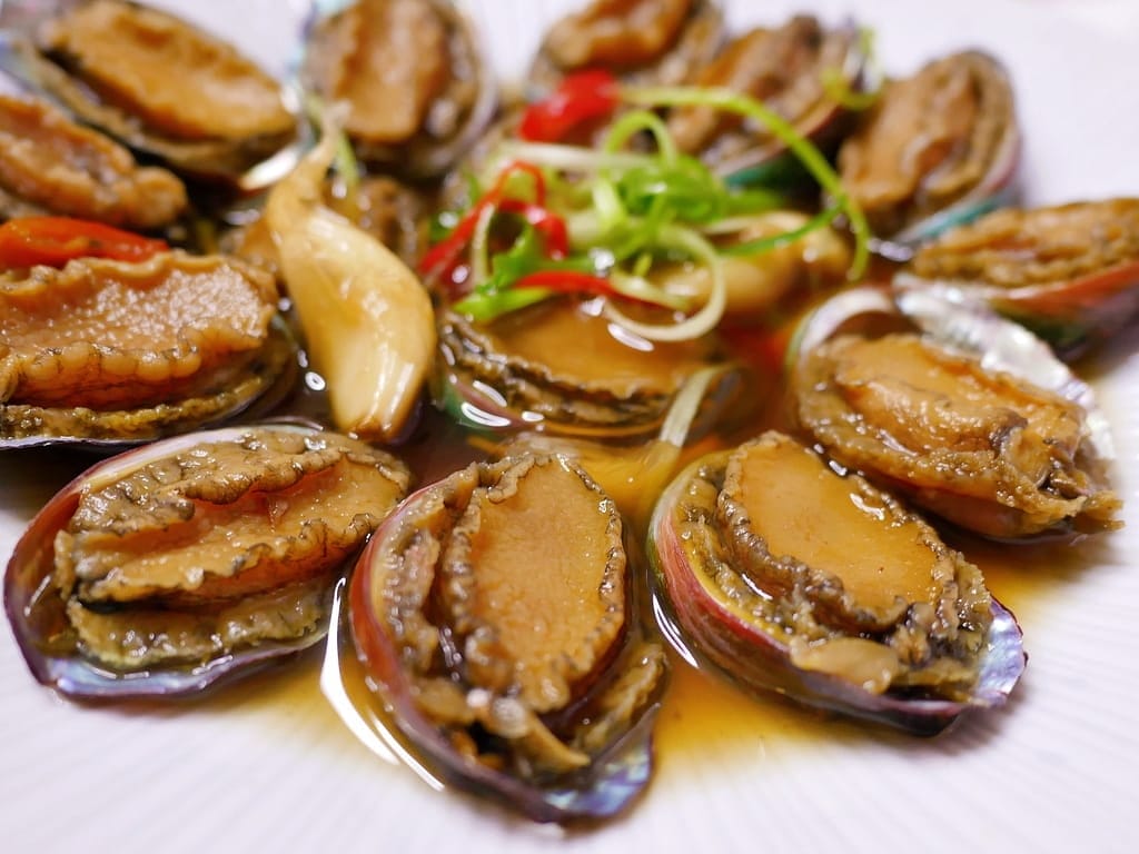 |2024年菜|日芳珍饌 五福臨門鍋.2024年夜飯,鮑魚米雞/生食級頂級干貝/醬煮鮑魚.美味又方便! - 第40張圖 |2024年菜|日芳珍饌 五福臨門鍋.2024年夜飯,鮑魚米雞/生食級頂級干貝/醬煮鮑魚.美味又方便!