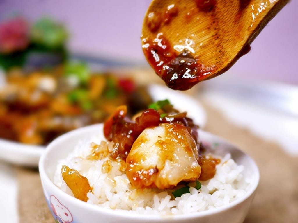 |年菜美食推薦|品元堂.砂鍋魚頭/蔥燒魚頭.宴客料理包裝禮盒,風味獨特.在家也能輕鬆料理大廚私房名菜! - 第17張圖 |年菜美食推薦|品元堂.砂鍋魚頭/蔥燒魚頭.宴客料理包裝禮盒,風味獨特.在家也能輕鬆料理大廚私房名菜!