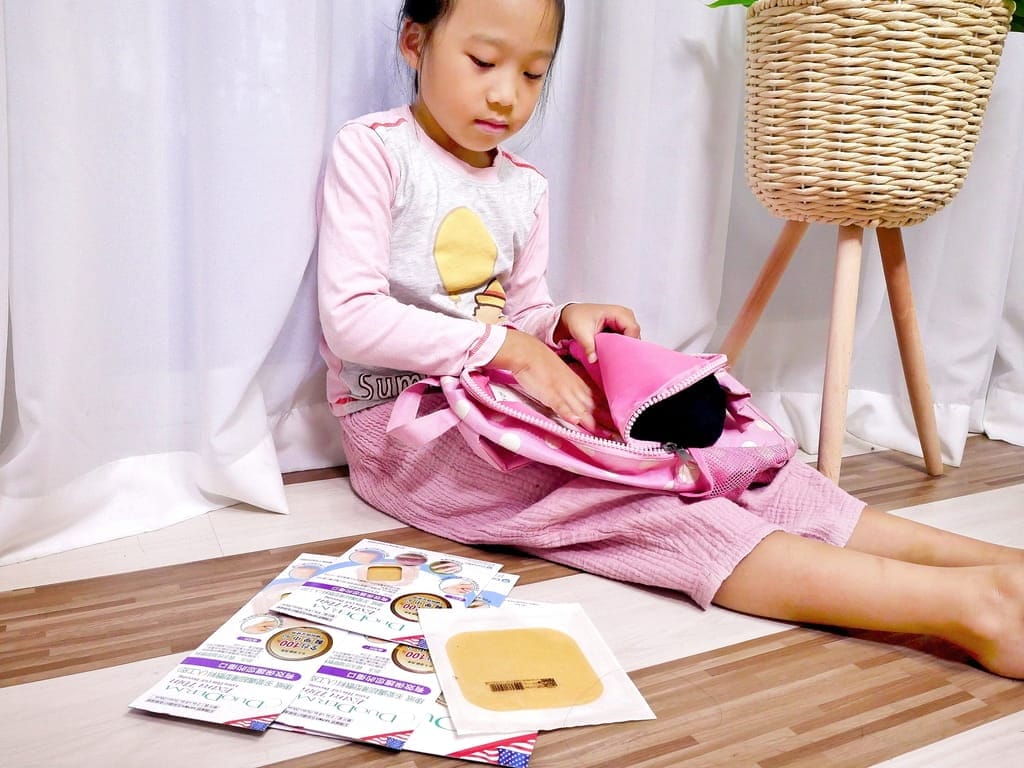 小孩受傷換藥不喊痛!生活居家常備品-康威多愛膚人工皮搭配康威愛康膚銀抗菌敷料,完整呵護傷口 - 第34張圖 小孩受傷換藥不喊痛!生活居家常備品-康威多愛膚人工皮搭配康威愛康膚銀抗菌敷料,完整呵護傷口