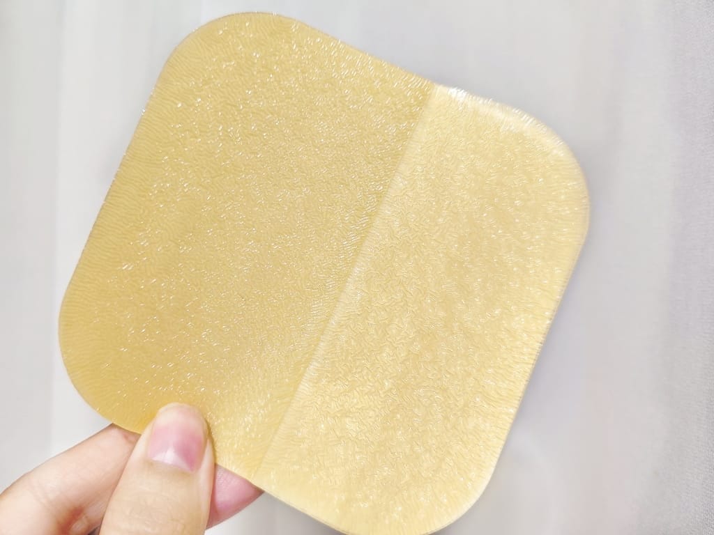 小孩受傷換藥不喊痛!生活居家常備品-康威多愛膚人工皮搭配康威愛康膚銀抗菌敷料,完整呵護傷口 - 第3張圖 小孩受傷換藥不喊痛!生活居家常備品-康威多愛膚人工皮搭配康威愛康膚銀抗菌敷料,完整呵護傷口