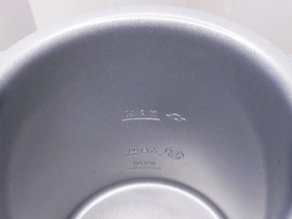 |冷熱奶泡機推薦|SANSUI山水 冷熱兩用分離式電動奶泡機,輕鬆製作冷熱奶泡/打發奶蓋/咖啡拉花.實用又便利! - 第11張圖 |冷熱奶泡機推薦|SANSUI山水 冷熱兩用分離式電動奶泡機,輕鬆製作冷熱奶泡/打發奶蓋/咖啡拉花.實用又便利!