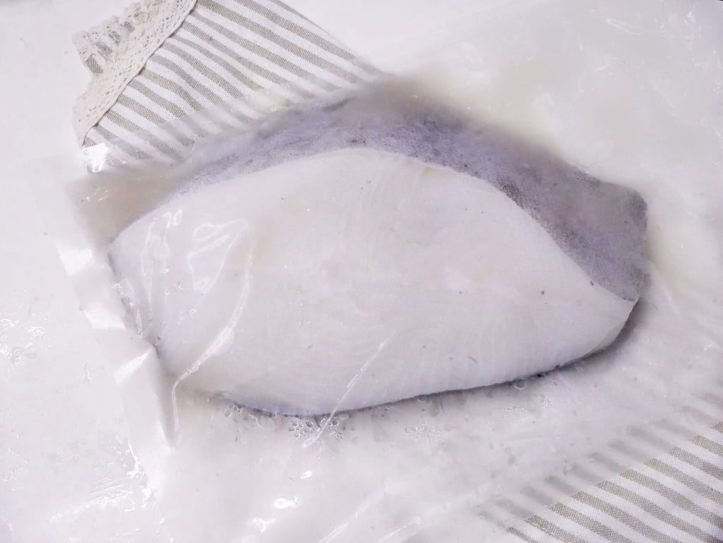 | 冷凍宅配推薦 | 元家 藍鑽蝦仁、冰釣雪鰈、急速冷凍封存新鮮海味,在家輕鬆料理(鮮蝦蒸豆腐.紙包奶油蒜香鰈魚).肉質鮮甜無腥味! - 第6張圖 | 冷凍宅配推薦 | 元家 藍鑽蝦仁、冰釣雪鰈、急速冷凍封存新鮮海味,在家輕鬆料理(鮮蝦蒸豆腐.紙包奶油蒜香鰈魚).肉質鮮甜無腥味!