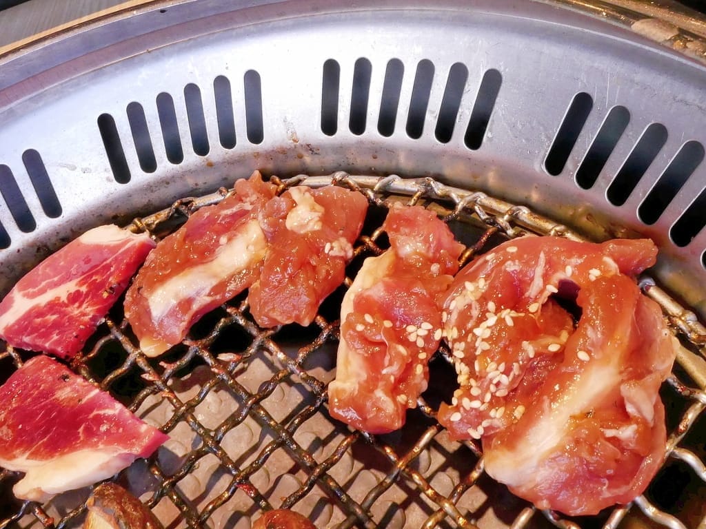 |公館燒肉吃到飽|烤必勝日式燒肉,和牛燒烤餐廳,和牛小米龍/厚切羊排.千元有找! - 第46張圖 |公館燒肉吃到飽|烤必勝日式燒肉,和牛燒烤餐廳,和牛小米龍/厚切羊排.千元有找!
