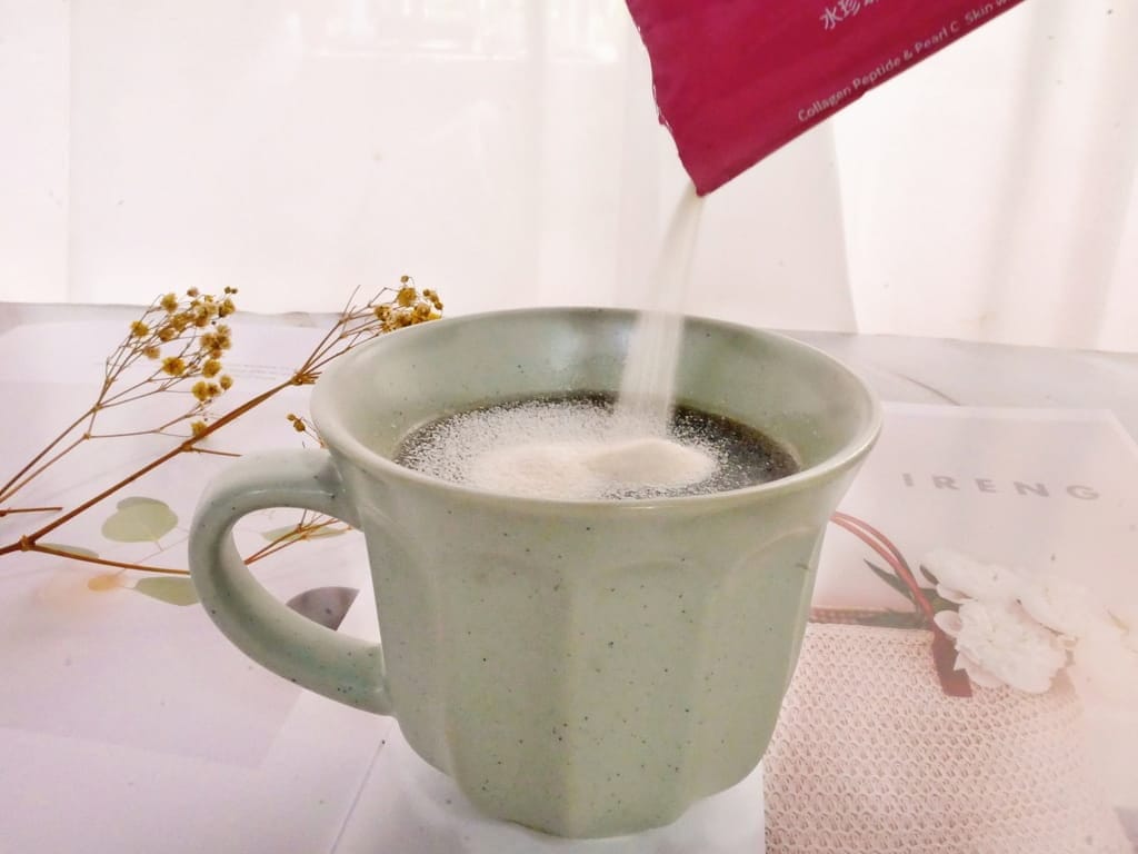 小心「斷崖式衰老」! SHINER 水珍珠,獨家日本專利膠原胜肽X超微米珍珠粉,啟動肌膚年輕密碼! - 第8張圖 小心「斷崖式衰老」! SHINER 水珍珠,獨家日本專利膠原胜肽X超微米珍珠粉,啟動肌膚年輕密碼!