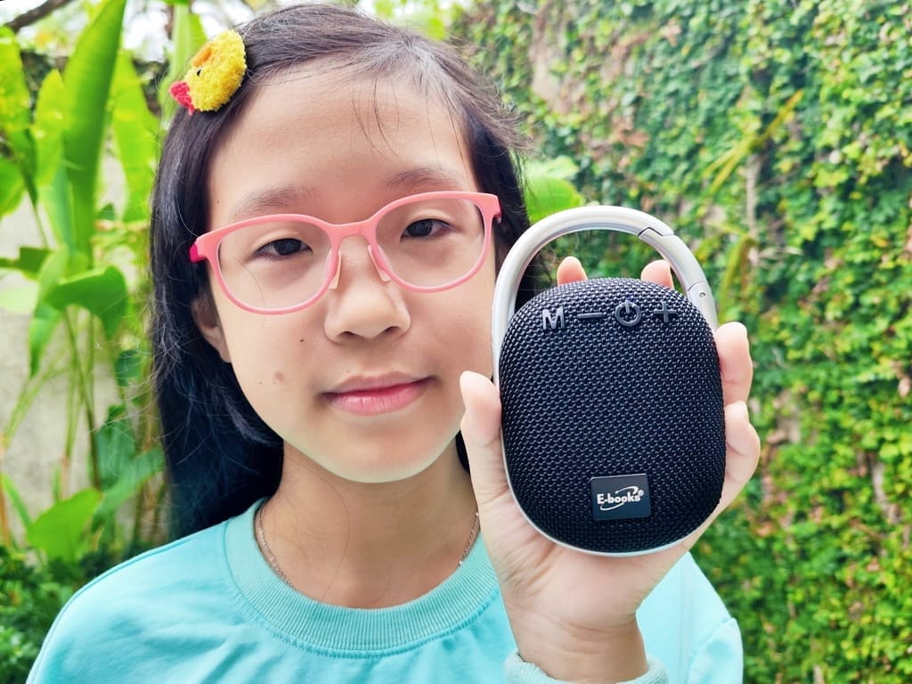 |攜帶式音響推薦|E-books D49 掛勾式可串聯美聲藍牙5.3音響.音質飽滿渾厚,外型變光炫彩 - 第22張圖 |攜帶式音響推薦|E-books D49 掛勾式可串聯美聲藍牙5.3音響.音質飽滿渾厚,外型變光炫彩