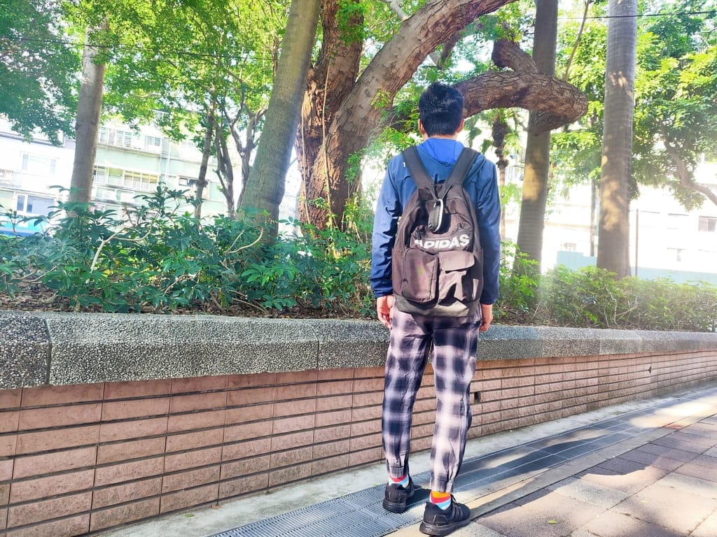 |攜帶式音響推薦|E-books D49 掛勾式可串聯美聲藍牙5.3音響.音質飽滿渾厚,外型變光炫彩 - 第19張圖 |攜帶式音響推薦|E-books D49 掛勾式可串聯美聲藍牙5.3音響.音質飽滿渾厚,外型變光炫彩