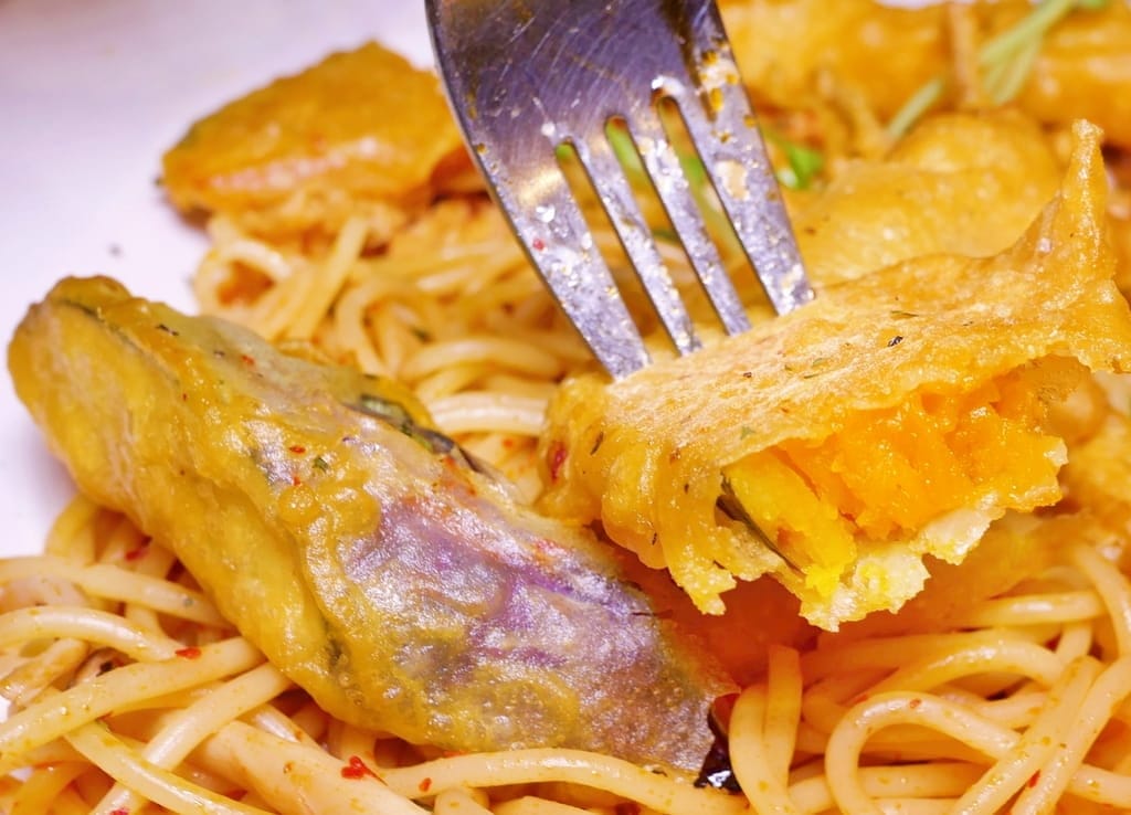 | 中山區蔬食 | 親食砌蔬食Café,義大利麵、披薩多種創意料理.素食者新選擇! - 第19張圖 | 中山區蔬食 | 親食砌蔬食Café,義大利麵、披薩多種創意料理.素食者新選擇!