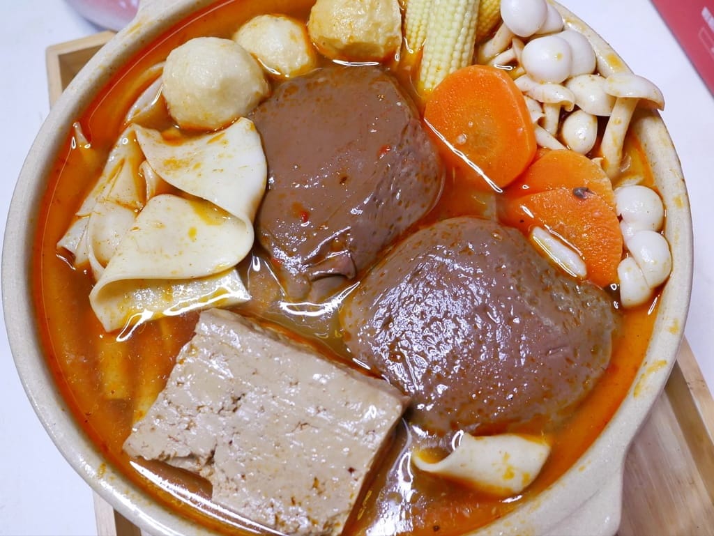 |團購美食|好食圓滿 牛肉麵/ 麻辣鴨血豆腐.超大塊爆汁嫩鴨血.在家輕鬆料理出廚師級美味! - 第31張圖 |團購美食|好食圓滿 牛肉麵/ 麻辣鴨血豆腐.超大塊爆汁嫩鴨血.在家輕鬆料理出廚師級美味!