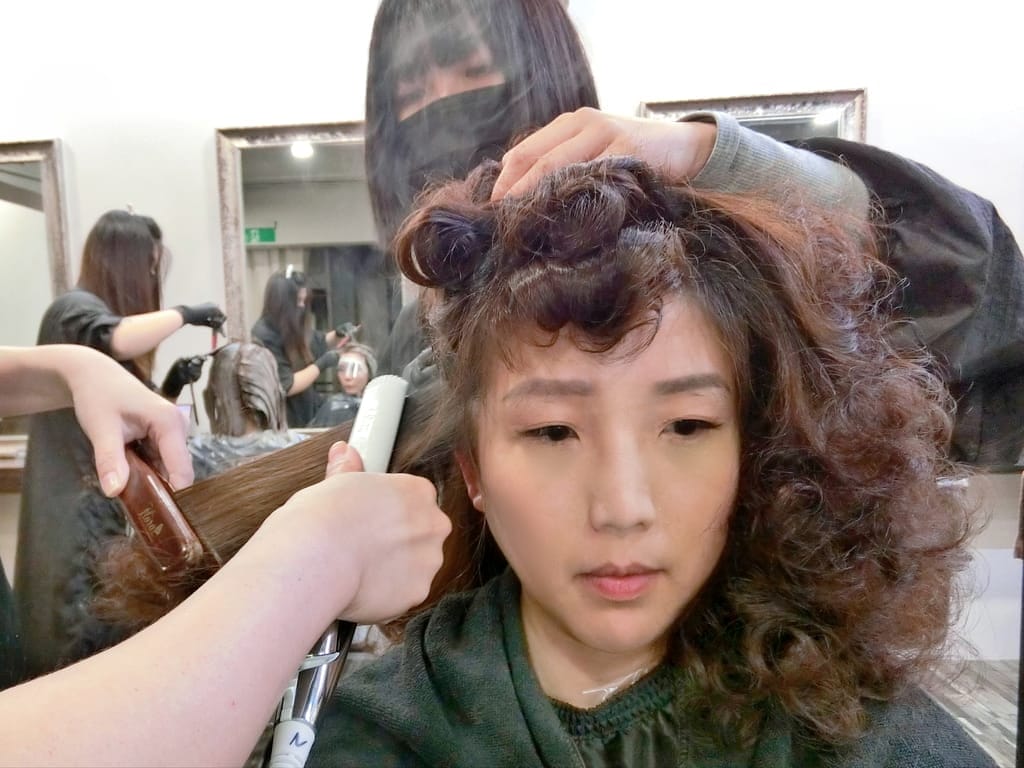 | 東區染髮 | N-Art Hair Styling.韓系髮型,東區髮型師,慵懶系捲髮推薦! - 第24張圖 | 東區染髮 | N-Art Hair Styling.韓系髮型,東區髮型師,慵懶系捲髮推薦!