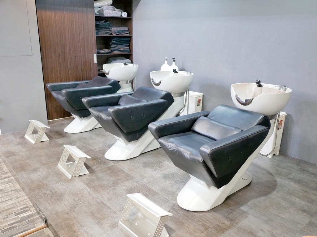 | 東區染髮 | N-Art Hair Styling.韓系髮型,東區髮型師,慵懶系捲髮推薦! - 第8張圖 | 東區染髮 | N-Art Hair Styling.韓系髮型,東區髮型師,慵懶系捲髮推薦!