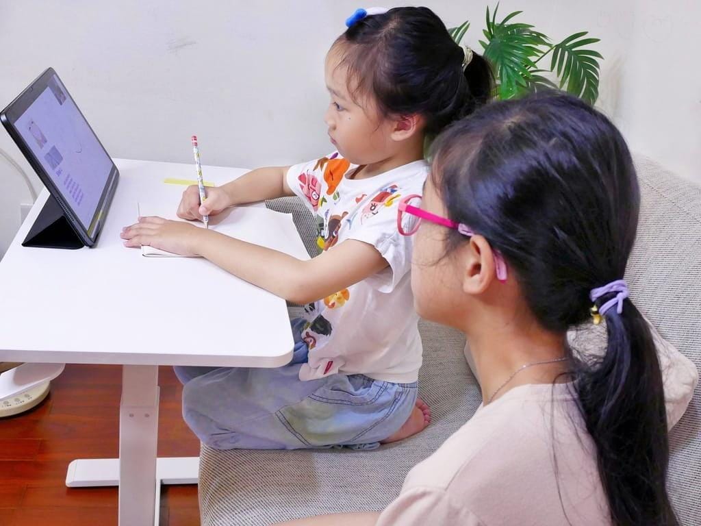 |英文線上課程|Outschool全英學科學習,中文介面操作簡單,免預繳課程費用.兒童線上英文好夥伴,讓孩子自然而然愛上學英文! - 第11張圖 |英文線上課程|Outschool全英學科學習,中文介面操作簡單,免預繳課程費用.兒童線上英文好夥伴,讓孩子自然而然愛上學英文!