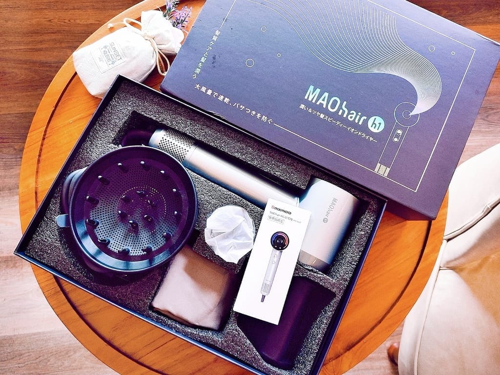|吹風機推薦|Bmxmao MAO hair H1 水光雙效離子高速吹風機.超大風量+高濃度負離子,居家整髮好輕鬆! - 第7張圖 |吹風機推薦|Bmxmao MAO hair H1 水光雙效離子高速吹風機.超大風量+高濃度負離子,居家整髮好輕鬆!