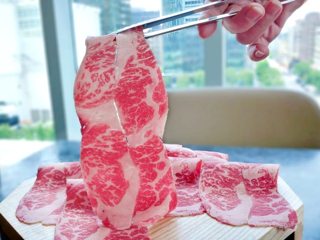 |台北高級打邊爐|明粵Ming Yuet.營造天然海蝕洞造景.品嚐道地粵式料理! - 第45張圖 |台北高級打邊爐|明粵Ming Yuet.營造天然海蝕洞造景.品嚐道地粵式料理!