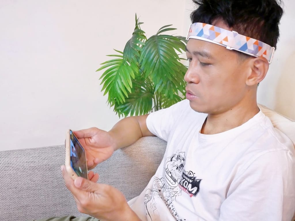 易思腦 心腦鍛鍊品牌-好腦帶 健腦每日戴.行動鍛鍊裝置.專注/放鬆雙模式.提升注意力,使身心達到最佳平衡狀態! - 第5張圖 易思腦 心腦鍛鍊品牌-好腦帶 健腦每日戴.行動鍛鍊裝置.專注/放鬆雙模式.提升注意力,使身心達到最佳平衡狀態!