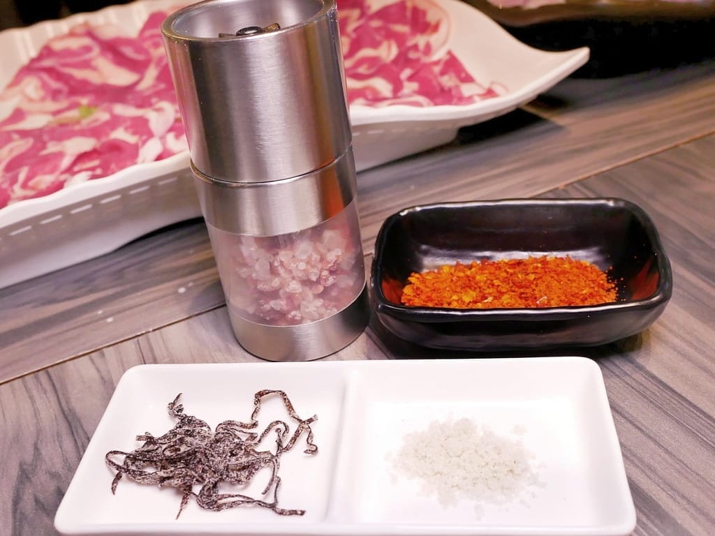 |平價火鍋推薦|好食多涮涮鍋-雙城店.火鍋界最浮誇大份量.18盎司肉品+海鮮一次滿足.小熊冰磚超可愛! - 第29張圖 |平價火鍋推薦|好食多涮涮鍋-雙城店.火鍋界最浮誇大份量.18盎司肉品+海鮮一次滿足.小熊冰磚超可愛!