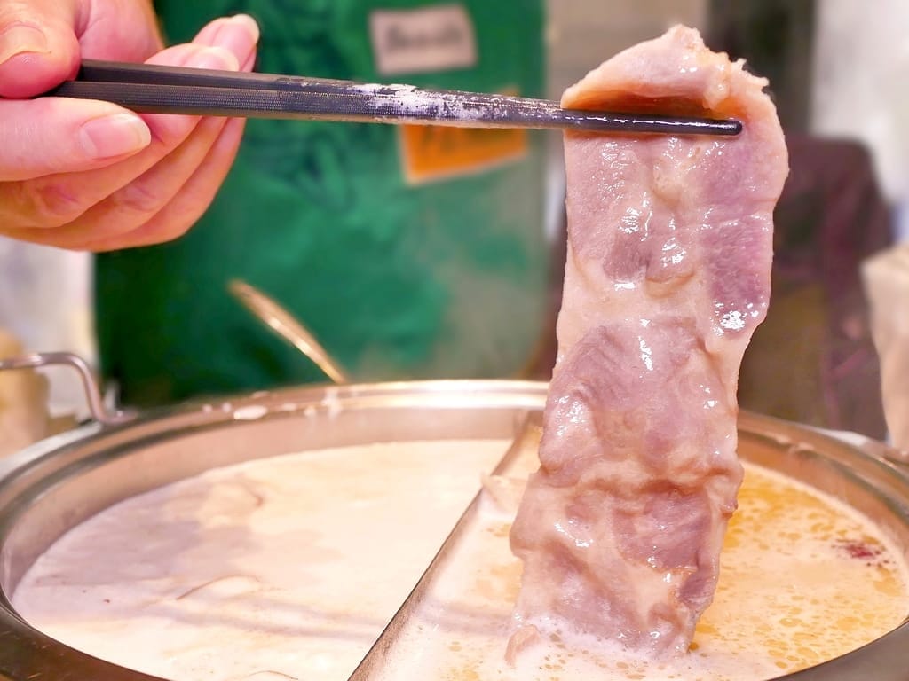 |平價火鍋推薦|好食多涮涮鍋-雙城店.火鍋界最浮誇大份量.18盎司肉品+海鮮一次滿足.小熊冰磚超可愛! - 第35張圖 |平價火鍋推薦|好食多涮涮鍋-雙城店.火鍋界最浮誇大份量.18盎司肉品+海鮮一次滿足.小熊冰磚超可愛!