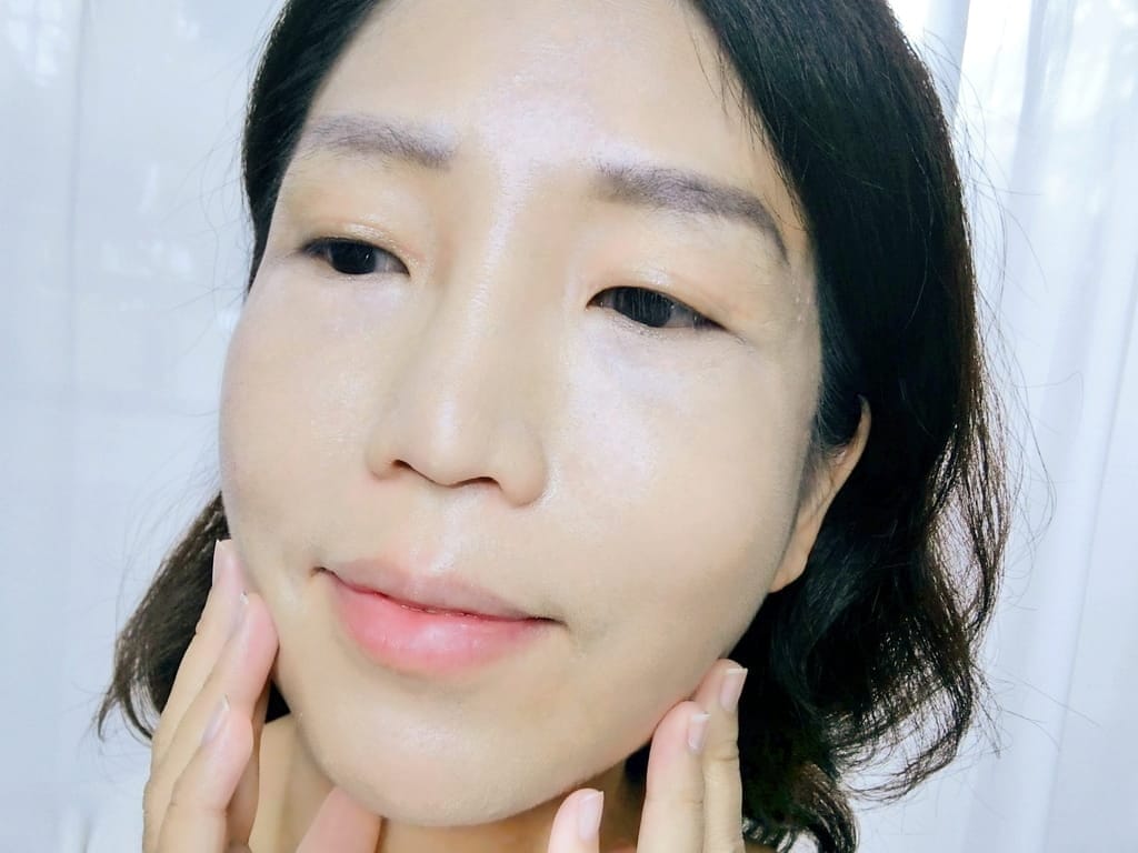 |肌膚保養推薦|童顏微整潤白隔離防護霜使用心得.長效補水保濕.潤色.隔離.防曬三效合一! - 第11張圖 |肌膚保養推薦|童顏微整潤白隔離防護霜使用心得.長效補水保濕.潤色.隔離.防曬三效合一!