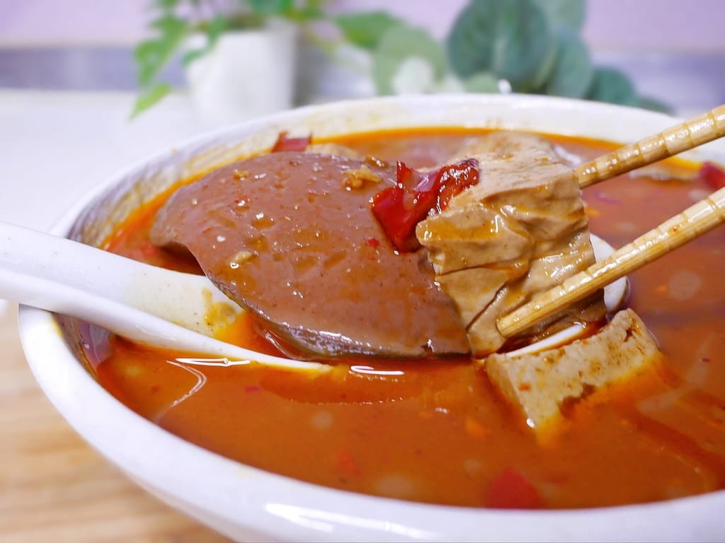 |宅配美食|發票怪獸x何秋美食聯名 雙醬拌麵.濃郁滋味,滿足無辣不歡的吃貨! - 第25張圖 |宅配美食|發票怪獸x何秋美食聯名 雙醬拌麵.濃郁滋味,滿足無辣不歡的吃貨!