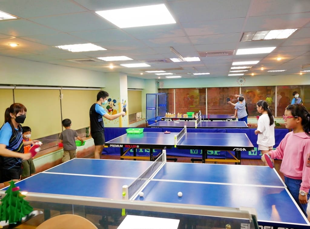 | 台北市兒童桌球訓練班 | 大安區乒乓島兒童桌球教學教室.培養兒童專注力的運動.趣味性室內運動! - 第11張圖 | 台北市兒童桌球訓練班 | 大安區乒乓島兒童桌球教學教室.培養兒童專注力的運動.趣味性室內運動!