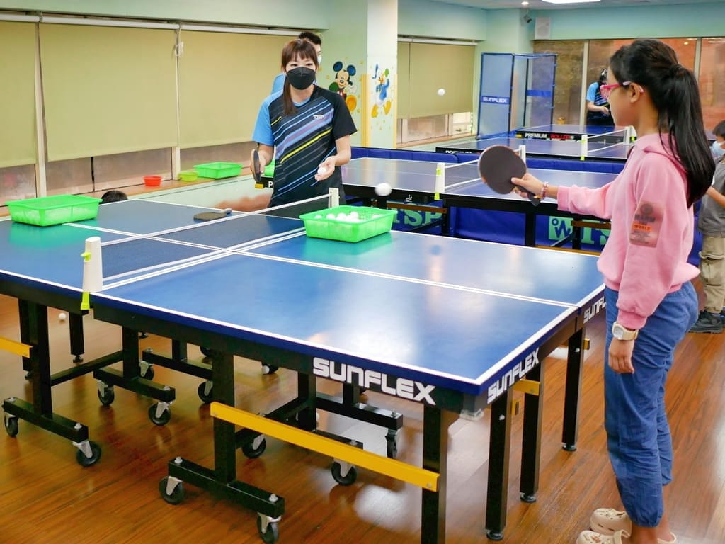 | 台北市兒童桌球訓練班 | 大安區乒乓島兒童桌球教學教室.培養兒童專注力的運動.趣味性室內運動! - 第21張圖 | 台北市兒童桌球訓練班 | 大安區乒乓島兒童桌球教學教室.培養兒童專注力的運動.趣味性室內運動!