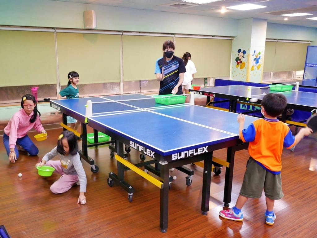 | 台北市兒童桌球訓練班 | 大安區乒乓島兒童桌球教學教室.培養兒童專注力的運動.趣味性室內運動! - 第16張圖 | 台北市兒童桌球訓練班 | 大安區乒乓島兒童桌球教學教室.培養兒童專注力的運動.趣味性室內運動!