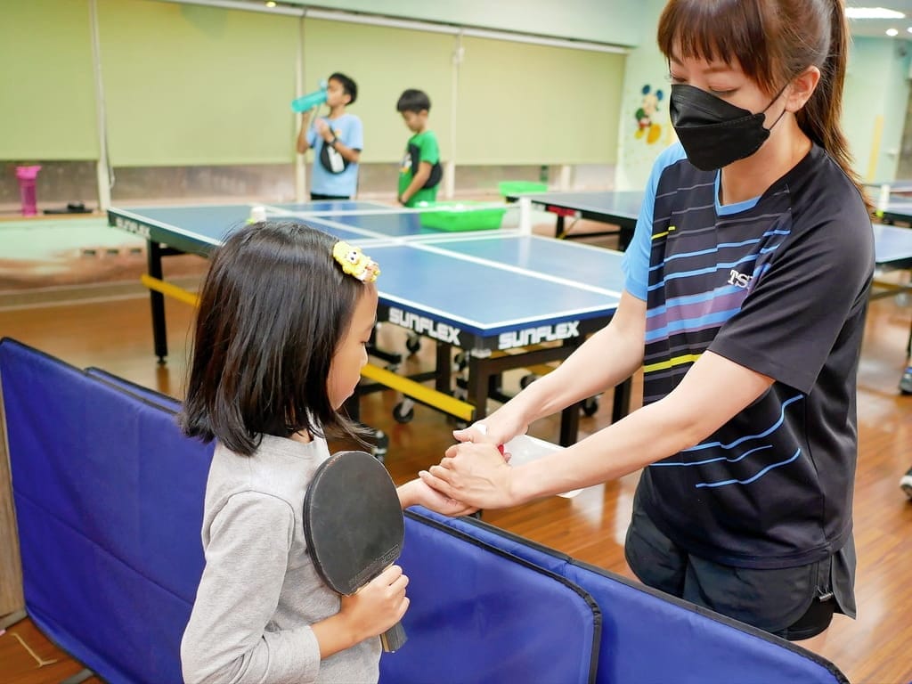 | 台北市兒童桌球訓練班 | 大安區乒乓島兒童桌球教學教室.培養兒童專注力的運動.趣味性室內運動! - 第12張圖 | 台北市兒童桌球訓練班 | 大安區乒乓島兒童桌球教學教室.培養兒童專注力的運動.趣味性室內運動!