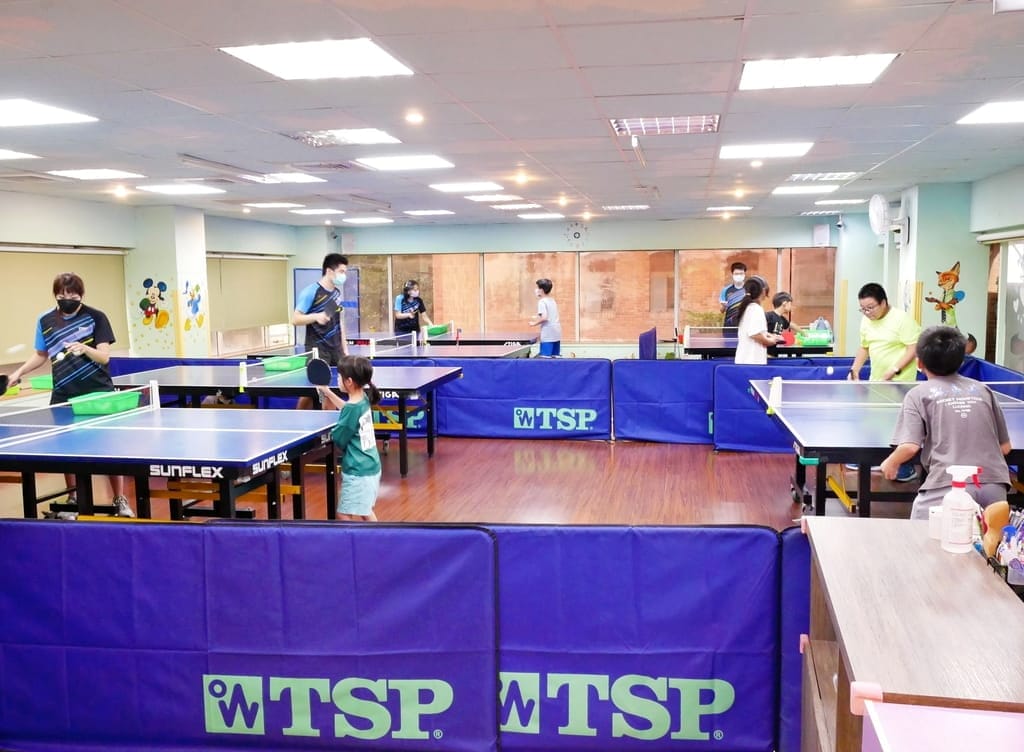 | 台北市兒童桌球訓練班 | 大安區乒乓島兒童桌球教學教室.培養兒童專注力的運動.趣味性室內運動! - 第10張圖 | 台北市兒童桌球訓練班 | 大安區乒乓島兒童桌球教學教室.培養兒童專注力的運動.趣味性室內運動!