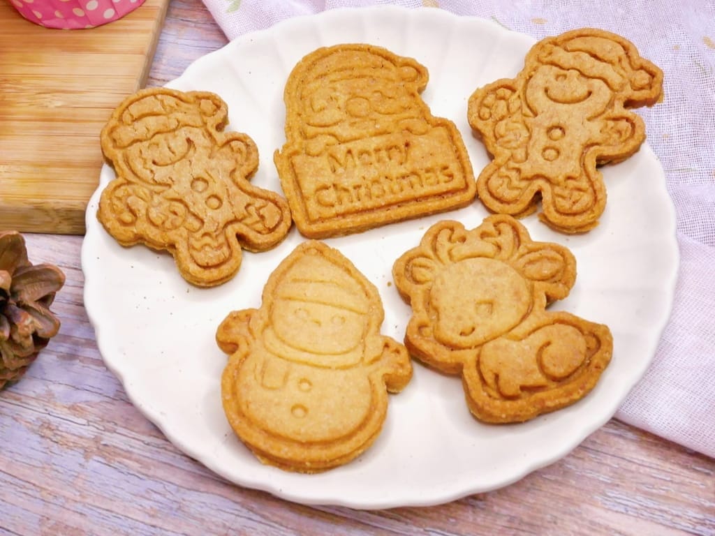 | 聖誕甜點 | 愛維爾手感烘培.聖誕杯子蛋糕/聖誕造型餅乾.滿滿聖誕節氛圍~ - 第23張圖 | 聖誕甜點 | 愛維爾手感烘培.聖誕杯子蛋糕/聖誕造型餅乾.滿滿聖誕節氛圍~