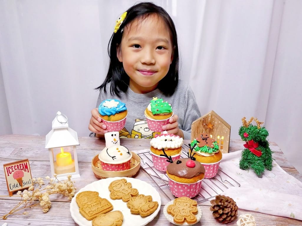 | 聖誕甜點 | 愛維爾手感烘培.聖誕杯子蛋糕/聖誕造型餅乾.滿滿聖誕節氛圍~ - 第28張圖 | 聖誕甜點 | 愛維爾手感烘培.聖誕杯子蛋糕/聖誕造型餅乾.滿滿聖誕節氛圍~