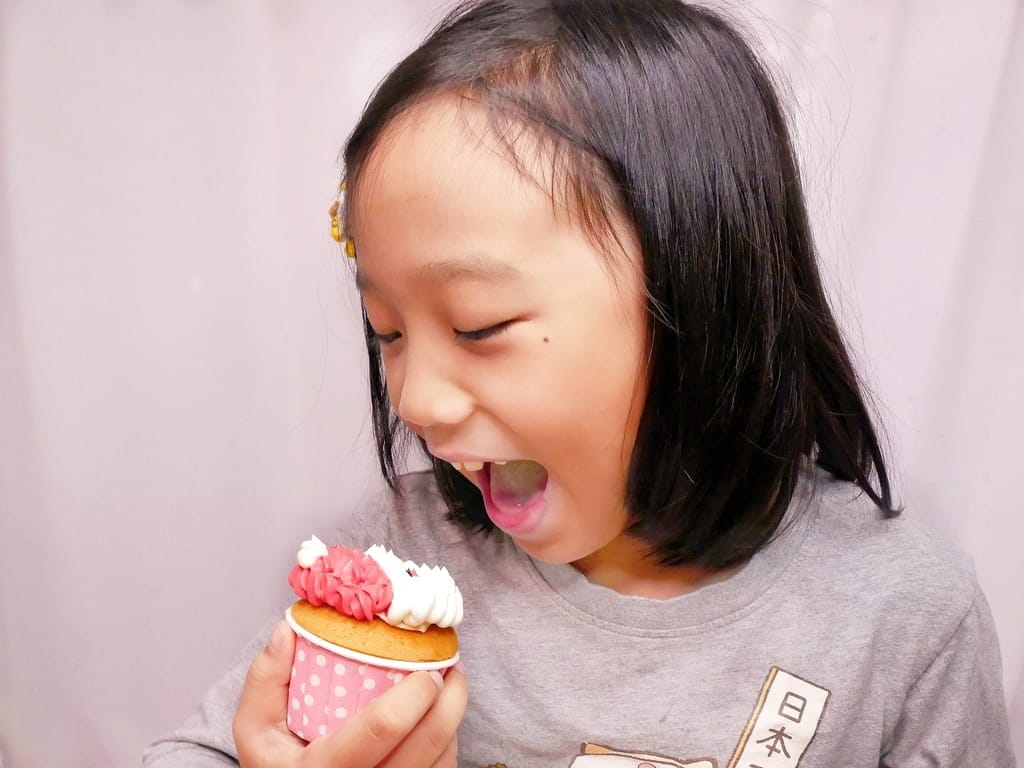 | 聖誕甜點 | 愛維爾手感烘培.聖誕杯子蛋糕/聖誕造型餅乾.滿滿聖誕節氛圍~ - 第12張圖 | 聖誕甜點 | 愛維爾手感烘培.聖誕杯子蛋糕/聖誕造型餅乾.滿滿聖誕節氛圍~