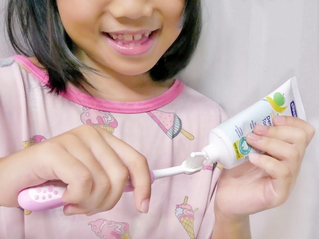 |育兒用品|Chicco 兒童木醣醇含氟牙膏組.讓孩子愛上刷牙.兒童牙膏怎麼選? - 第12張圖 |育兒用品|Chicco 兒童木醣醇含氟牙膏組.讓孩子愛上刷牙.兒童牙膏怎麼選?