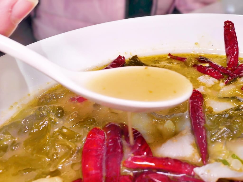 <狂一鍋酸菜魚-西門店>肉多多.明水然兩大新創姊妹品牌.2025樂多多集團最新力作! - 第28張圖 <狂一鍋酸菜魚-西門店>肉多多.明水然兩大新創姊妹品牌.2025樂多多集團最新力作!