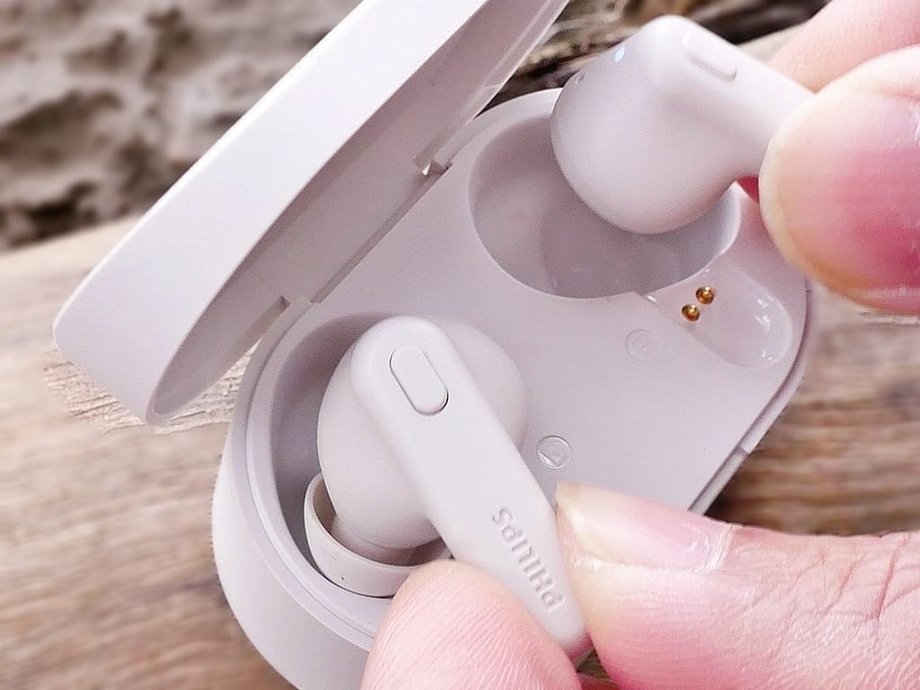 |旅遊好物推薦|PHILIPS 真無線藍牙耳機-TAT1108.防汗防水運動耳機.續航力/舒適度都令人滿意! - 第14張圖 |旅遊好物推薦|PHILIPS 真無線藍牙耳機-TAT1108.防汗防水運動耳機.續航力/舒適度都令人滿意!