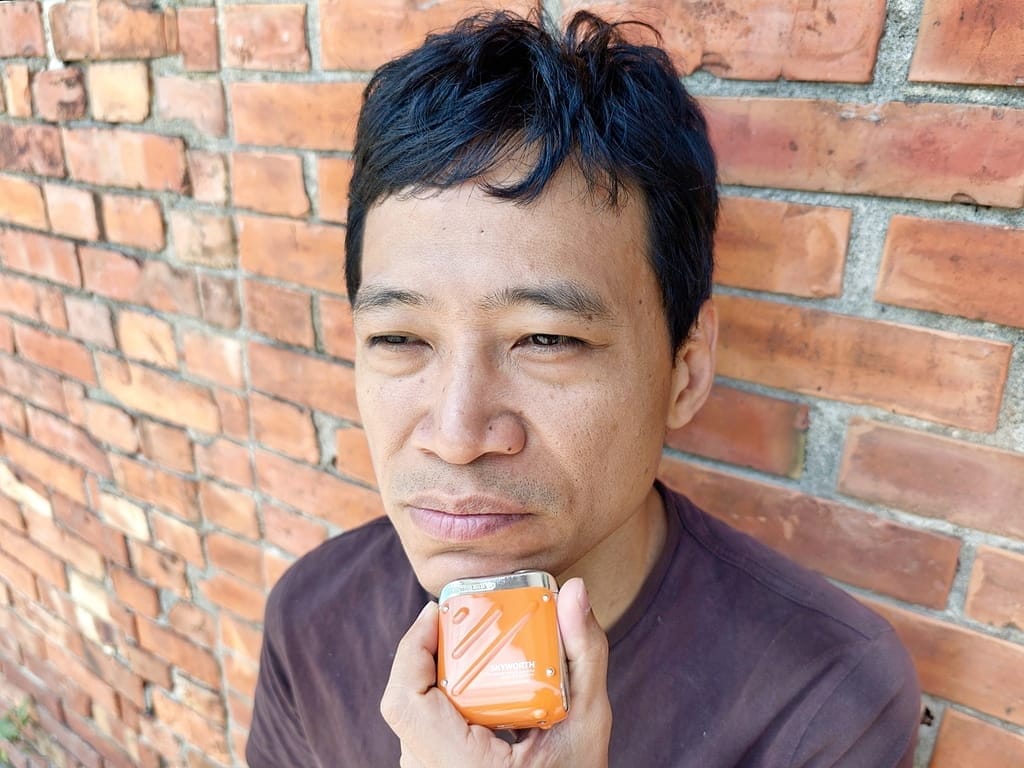 |電動刮鬍刀推薦|創維 行者雙刀頭電動刮鬍刀.行李箱造型設計.全機可水洗.可靈活貼合臉部曲線~ - 第14張圖 |電動刮鬍刀推薦|創維 行者雙刀頭電動刮鬍刀.行李箱造型設計.全機可水洗.可靈活貼合臉部曲線~
