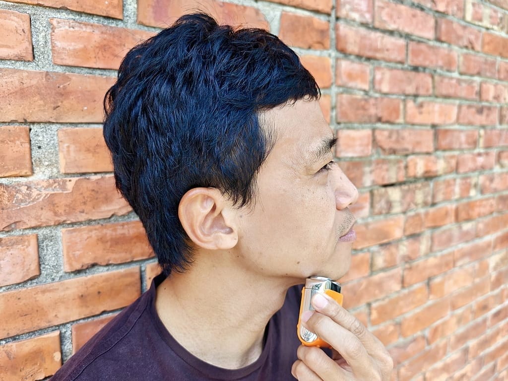 |電動刮鬍刀推薦|創維 行者雙刀頭電動刮鬍刀.行李箱造型設計.全機可水洗.可靈活貼合臉部曲線~ - 第13張圖 |電動刮鬍刀推薦|創維 行者雙刀頭電動刮鬍刀.行李箱造型設計.全機可水洗.可靈活貼合臉部曲線~