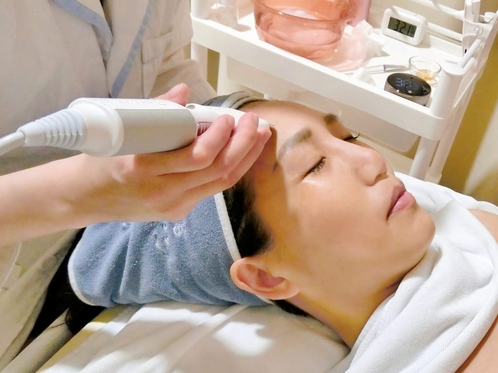板橋美容做臉推廌│臉部保養/清粉刺/按摩/洗頭│人氣CP值超高【別丟臉美膚專門店】 - 第18張圖 板橋美容做臉推廌│臉部保養/清粉刺/按摩/洗頭│人氣CP值超高【別丟臉美膚專門店】
