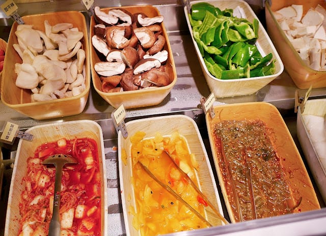 |板橋燒烤吃到飽|我!就厲害燒烤 江翠珍饌店.肉品/海鮮/甜點多種選擇.百樣食材任你選.聚餐最佳首選! - 第25張圖 |板橋燒烤吃到飽|我!就厲害燒烤 江翠珍饌店.肉品/海鮮/甜點多種選擇.百樣食材任你選.聚餐最佳首選!