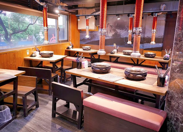 |板橋燒烤吃到飽|我!就厲害燒烤 江翠珍饌店.肉品/海鮮/甜點多種選擇.百樣食材任你選.聚餐最佳首選! - 第8張圖 |板橋燒烤吃到飽|我!就厲害燒烤 江翠珍饌店.肉品/海鮮/甜點多種選擇.百樣食材任你選.聚餐最佳首選!